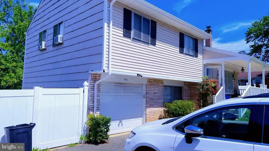 511 E Harrison St, Emmaus, PA 18049 - #3