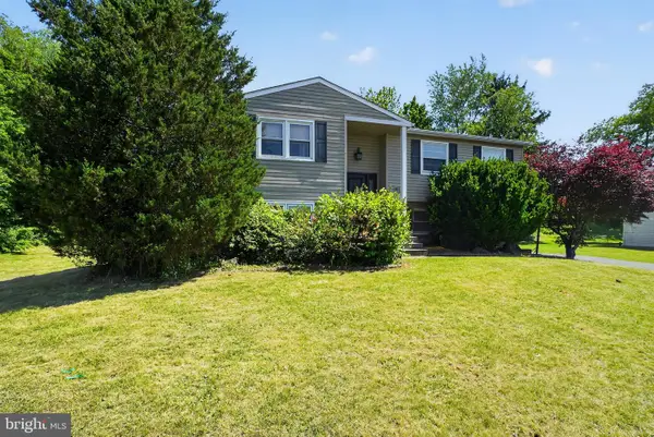 4844 Pine Grove Cir, ALLENTOWN, PA 18106