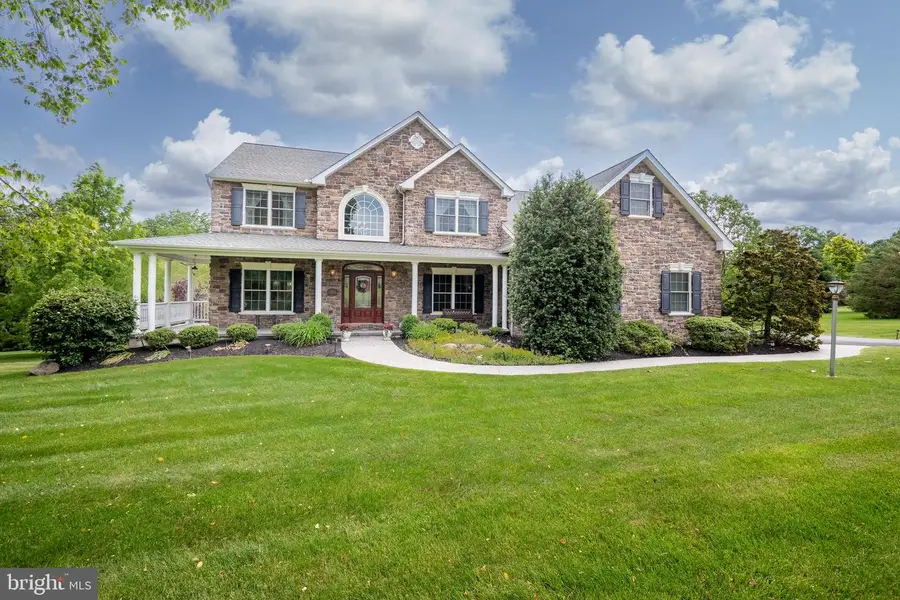 7447 Bell Gate Rd, Coopersburg, PA 18036 - #2