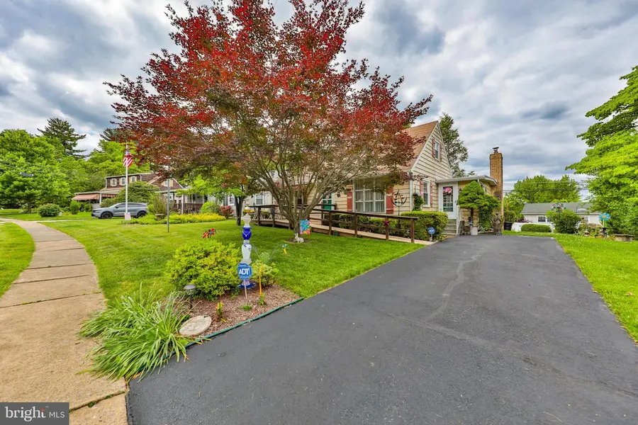 2883 W South St, Allentown, PA 18103 - #2