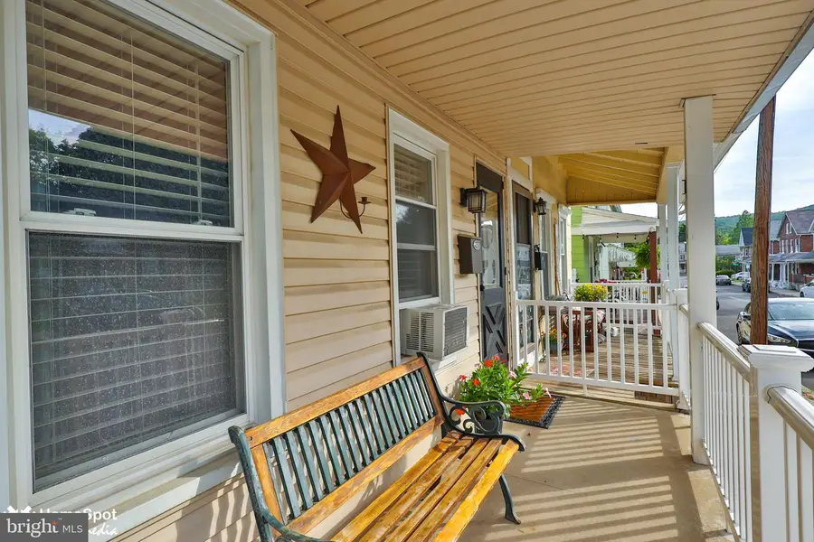 247 Adrain St, Emmaus, PA 18049 - #2