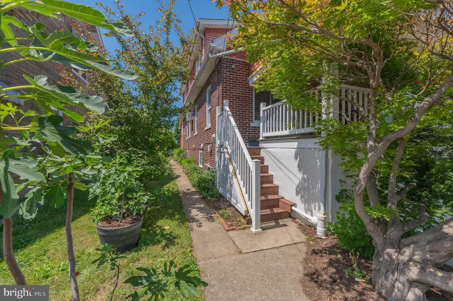 661 North St, Emmaus, PA 18049 - #2