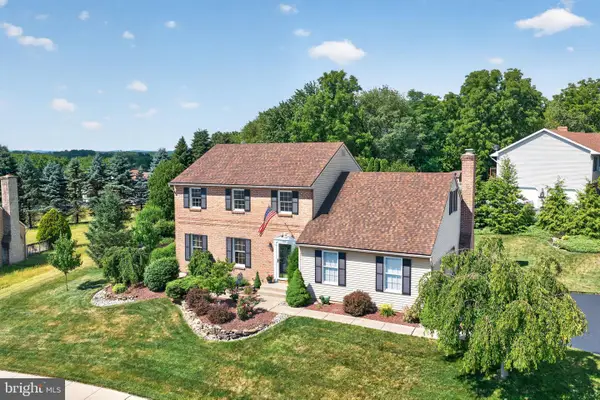 4601 Christina Dr, WHITEHALL, PA 18052