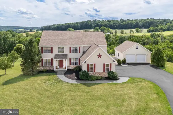 2912 Silver Creek Cir, KUTZTOWN, PA 19530