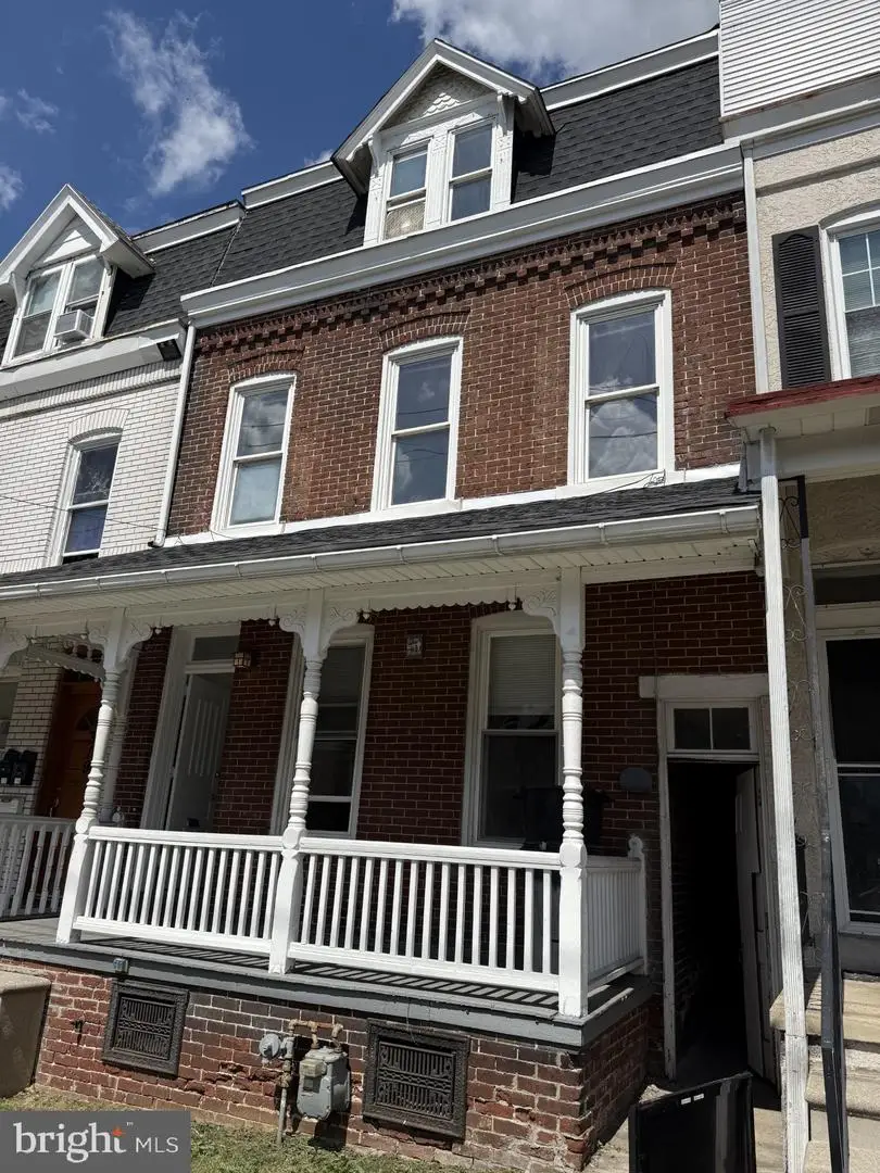 317 N 13th St, Allentown, PA 18102 - #1