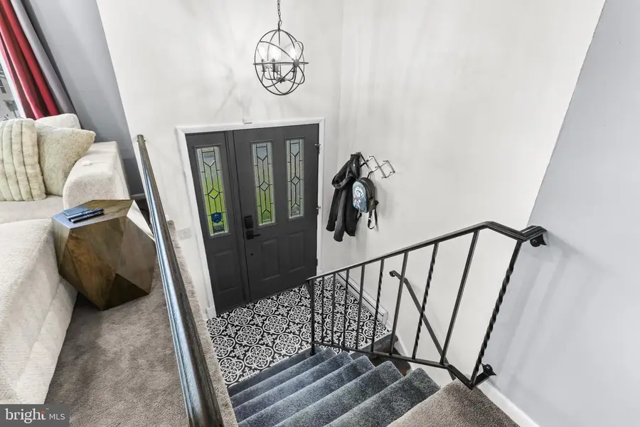 439 Bath Ave, Catasauqua, PA 18032 - #2