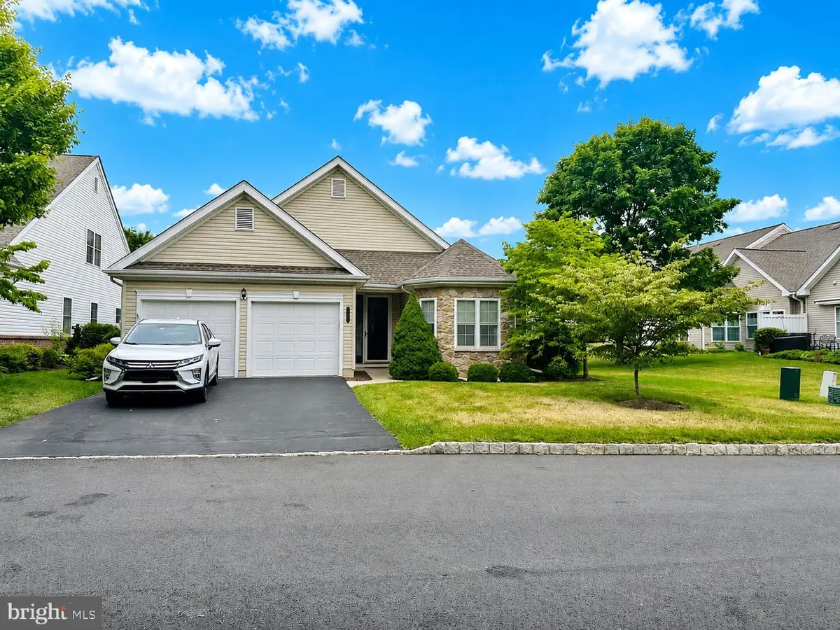 2757 Terrwood Dr E, Macungie, PA 18062 - #1