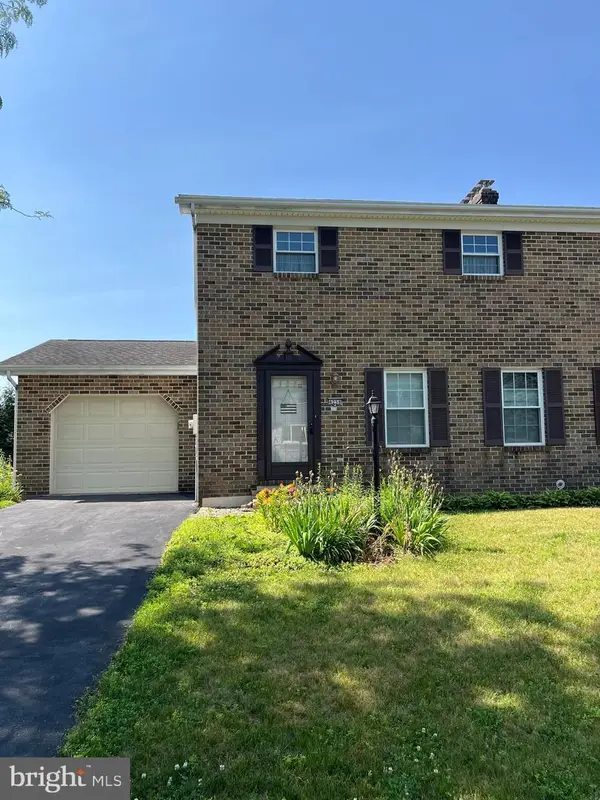 4258 Iroquois St, SCHNECKSVILLE, PA 18078