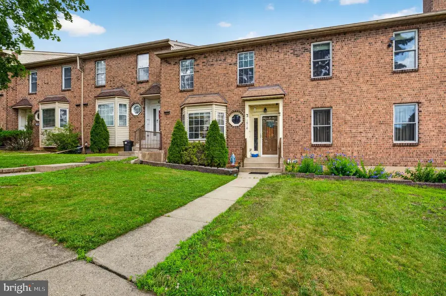 1910 Alberta Dr, Whitehall, PA 18052 - #3