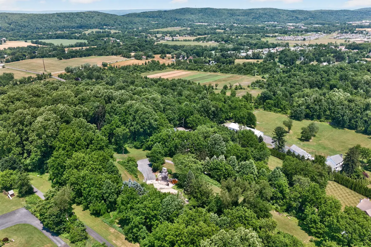 4956 Chestnut Rd, Center Valley, PA 18034 - #1