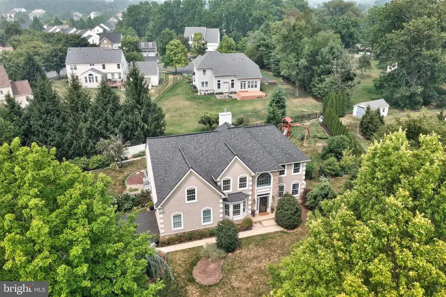 5007 W Saucon Ave, Center Valley, PA 18034 - #2