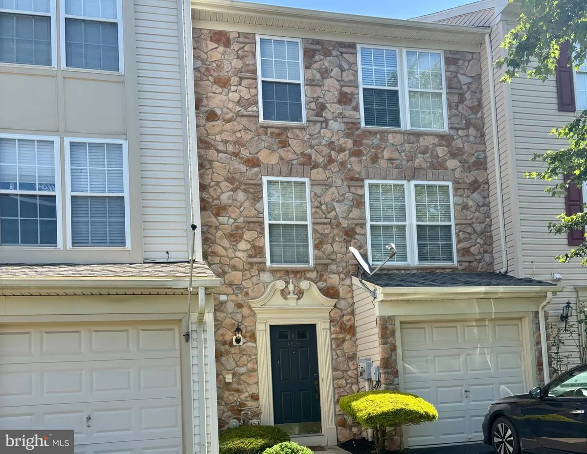 4606 Jasmine Dr, Center Valley, PA 18034 - #1