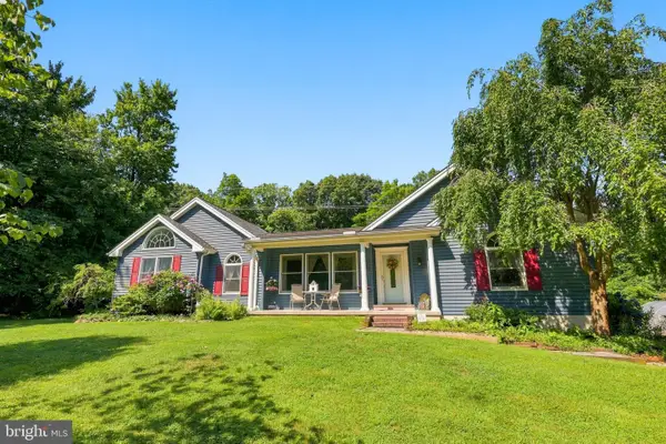 6609 Crown Ln, ZIONSVILLE, PA 18092