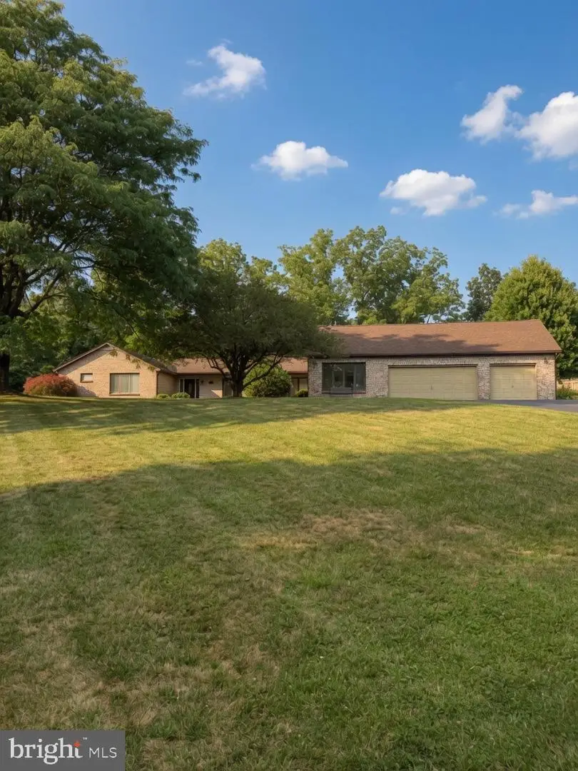5770 Sun Valley Run, Zionsville, PA 18092 - #2