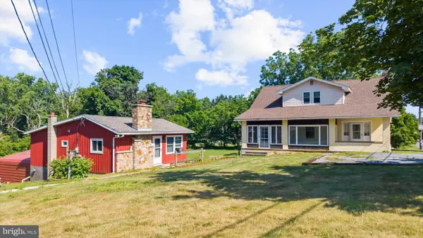 4149 Coplay Creek Rd, SCHNECKSVILLE, PA 18078