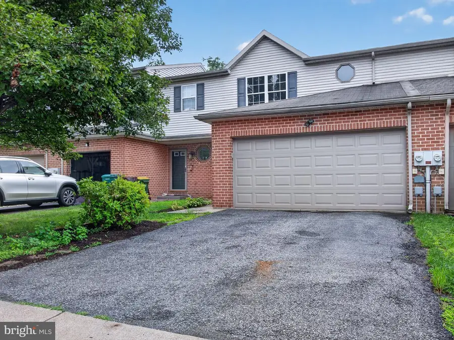 2886 Sequoia Dr, Macungie, PA 18062 - #2