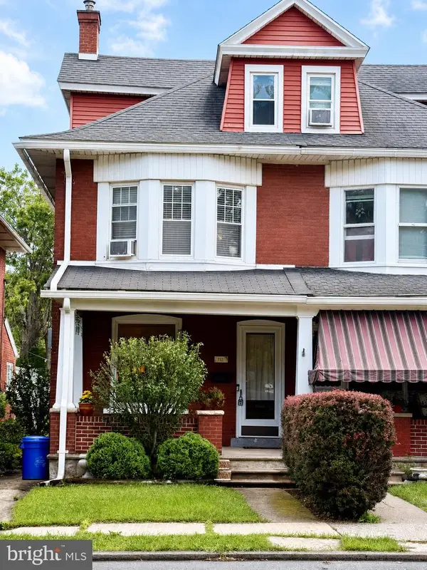 712 8th Ave., BETHLEHEM, PA 18018