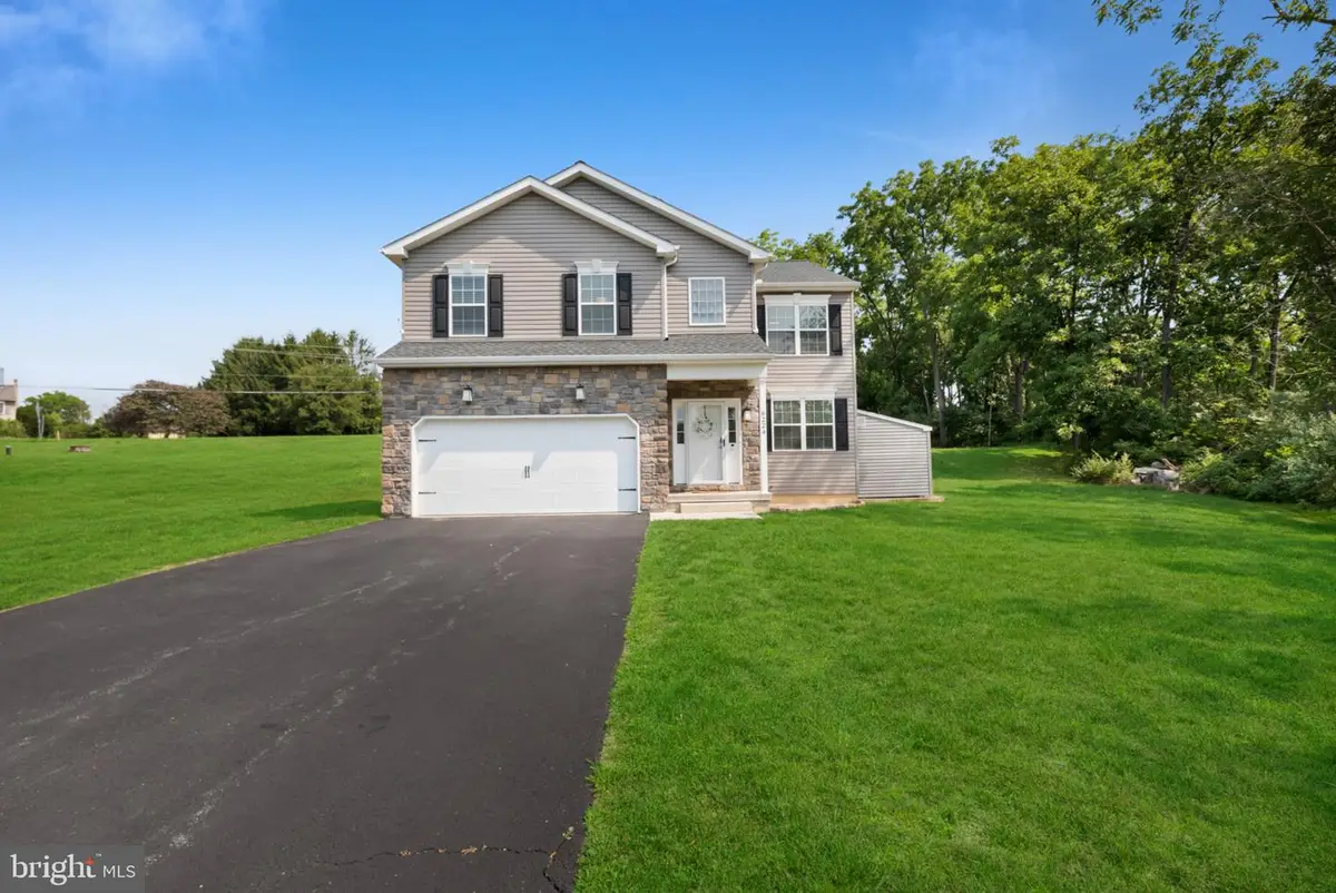 6224 Rachel Dr, Slatington, PA 18080 - #1