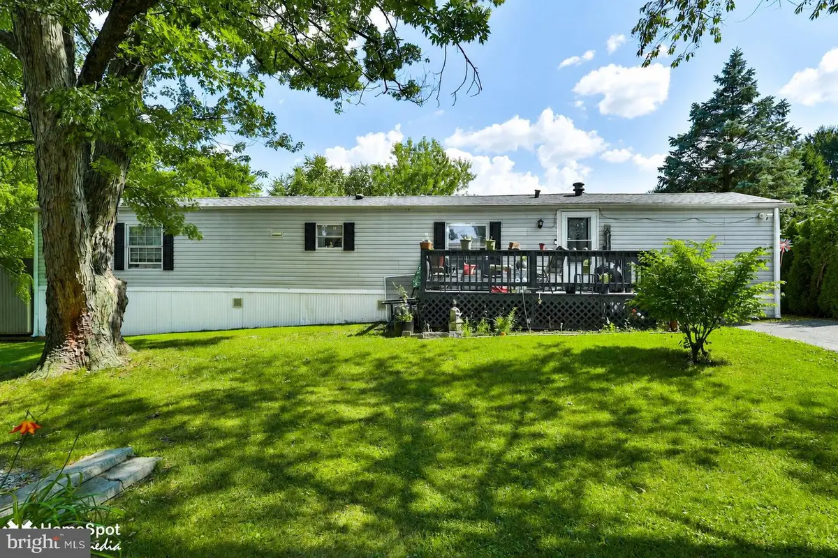 3461 Wolf Pack Dr, Orefield, PA 18069 - #1