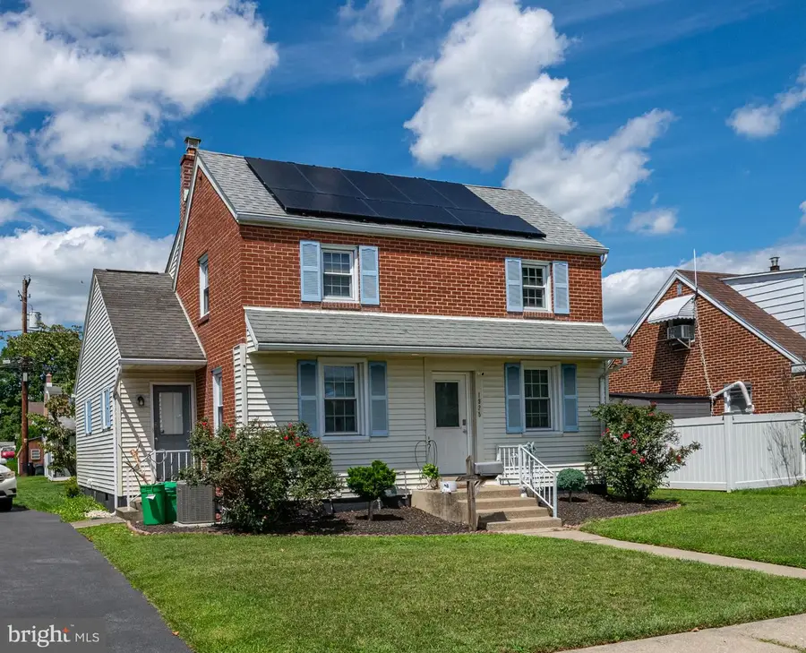 1925 E Fairmont St, Allentown, PA 18109 - #2