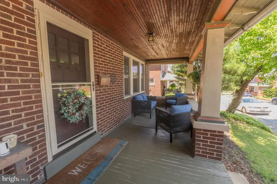 169 Elm St, Emmaus, PA 18049 - #2