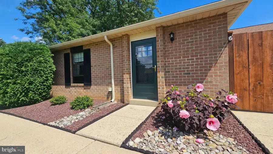 2870 Springhaven Pl, Macungie, PA 18062 - #2