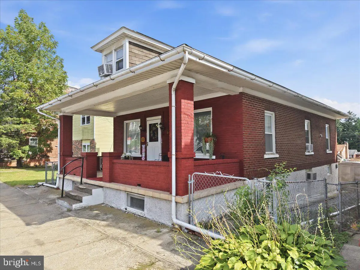 230 E Susquehanna St, Allentown, PA 18103 - #1