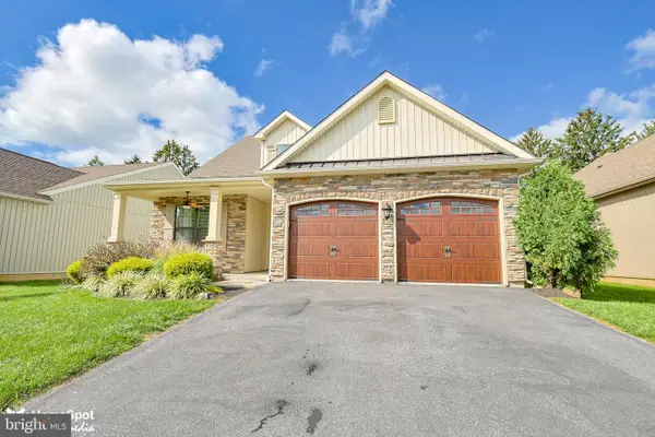 3551 Daylily Dr, EMMAUS, PA 18049