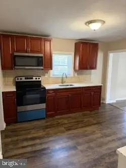 1324 Fretz Ave, Allentown, PA 18103 - #3