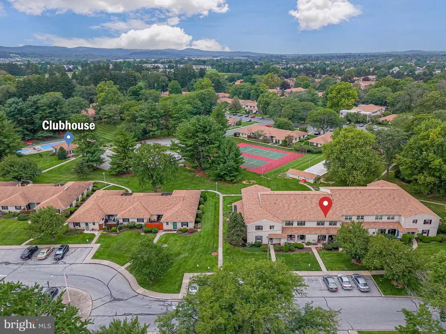 2876 Aronimink Pl, Macungie, PA 18062 - #2