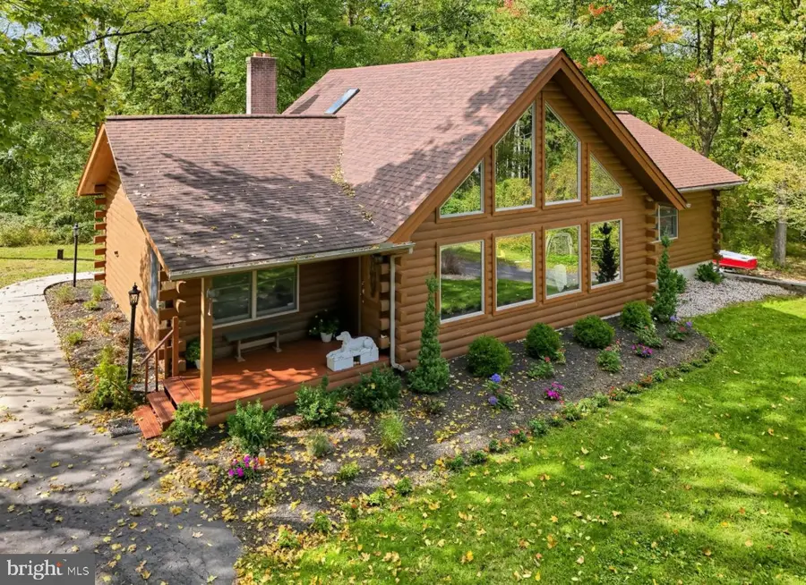 4908 Jasper Rd, Emmaus, PA 18049 - #2