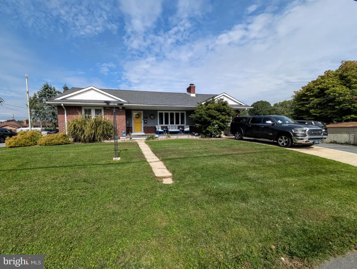 1617 W Pennsylvania St, Allentown, PA 18102 - #1