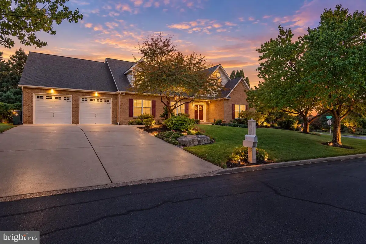 5730 Ricky Ridge Trl, Orefield, PA 18069 - #1