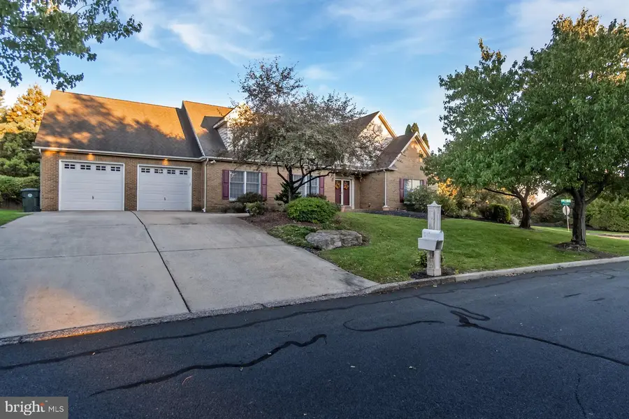 5730 Ricky Ridge Trl, Orefield, PA 18069 - #2