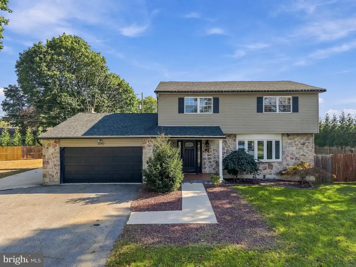 7590 Violet Cir, Macungie, PA 18062 - #1