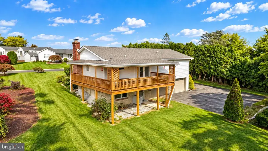 3712 Highland Rd, North Whitehall, PA 18078 - #3
