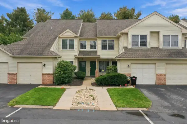 112 Lindfield Cir, MACUNGIE, PA 18062