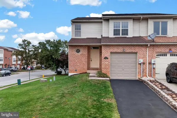 355 Avi Dr, ALBURTIS, PA 18011