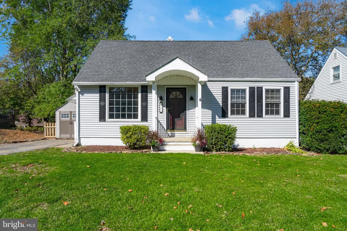 2711 W South St, Allentown, PA 18103 - #1