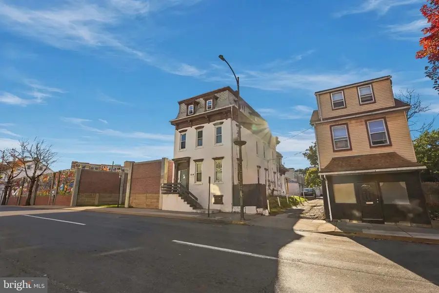 114 S 8th St, Allentown, PA 18102 - #2