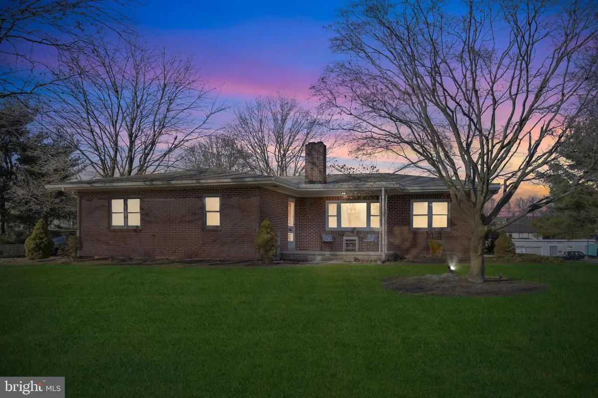 27 E Hill St, Jonestown, PA 17038 - Image #1