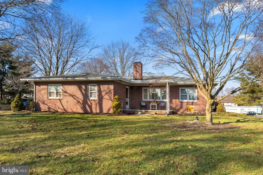 27 E Hill St, Jonestown, PA 17038 - Image #2