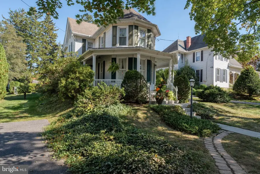 1042 Cornwall Rd, Lebanon, PA 17042 - Image #2