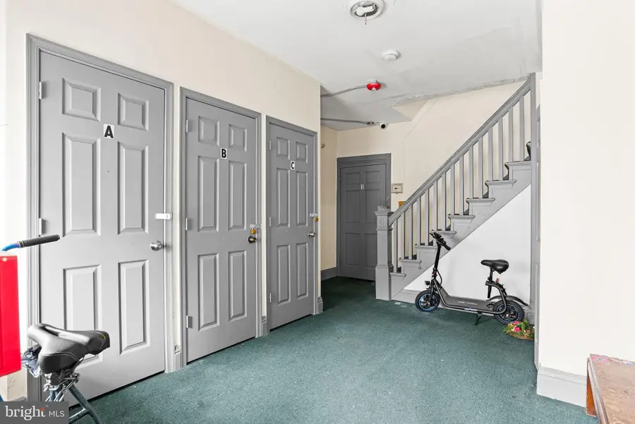 720 Lehman St, Lebanon, PA 17046 - Image #2