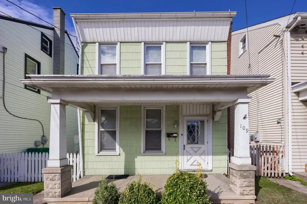 109 E Cumberland St, Lebanon, PA 17042 - Image #1
