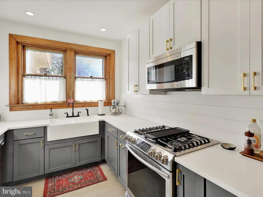 46 W Main St, Lebanon, PA 17042 - Image #3