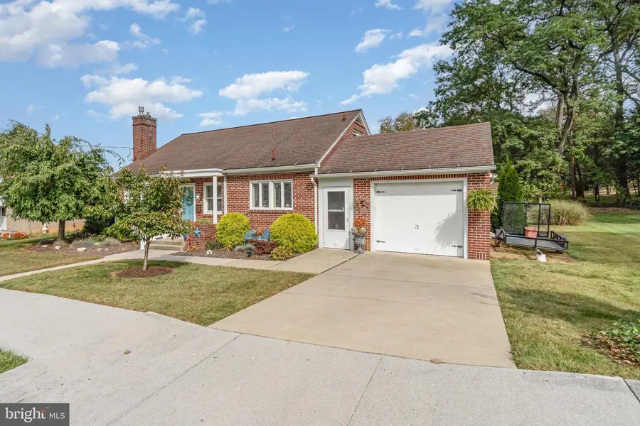 904 S 12th St, Lebanon, PA 17042 - Image #2