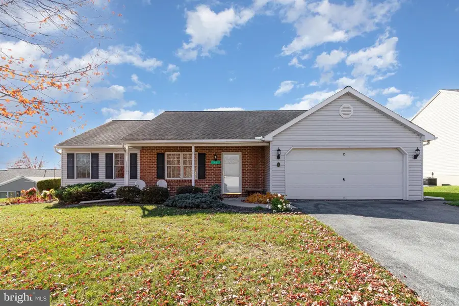 15 Lakeview Dr, Myerstown, PA 17067 - Image #3