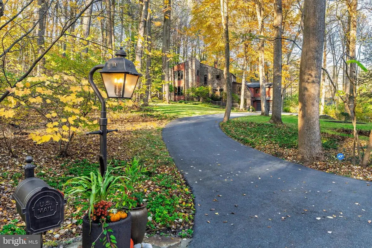 181 Old Mine Rd, Lebanon, PA 17042 - Image #1