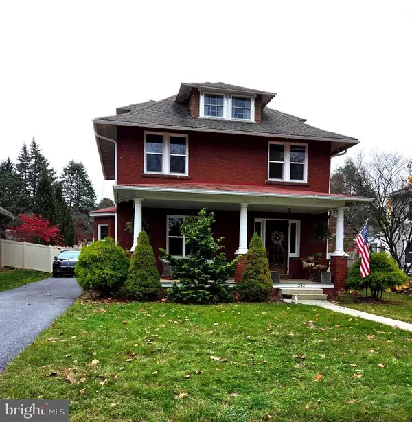 1242 Oak St, LEBANON, PA 17042